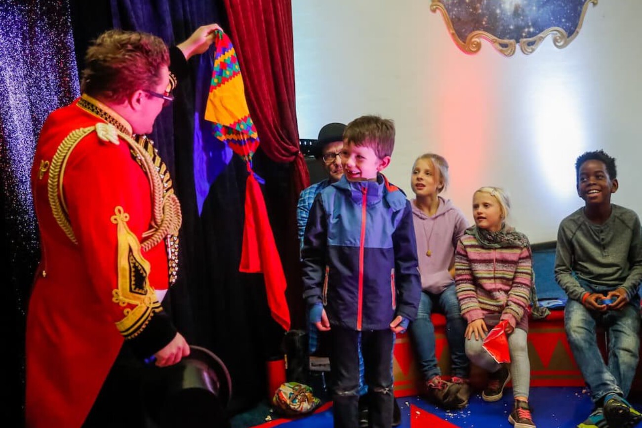 Kinderzauberer Dortmund verzaubert seine Zuschauer in Bochum